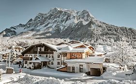 Hotel Tirolerhof - Familotel Zugspitze